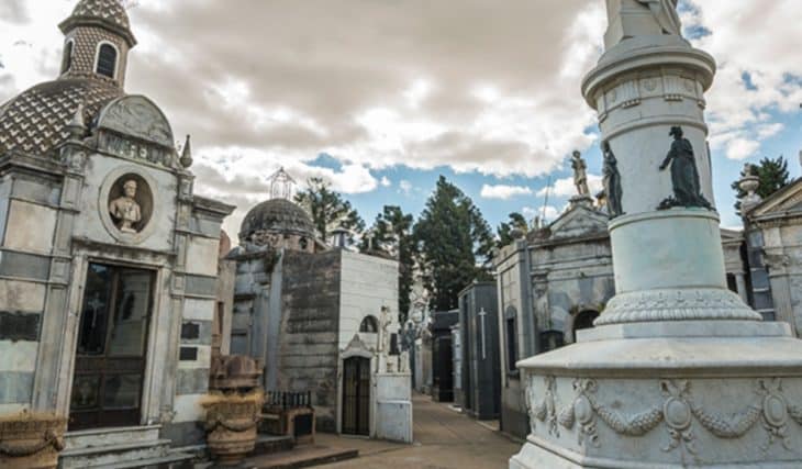 Recoleta Cemetery Will Have a Café Inside a Crypt: Buenos Aires Puts a Disused Crypt Up for Bid to Open a Dining Venue