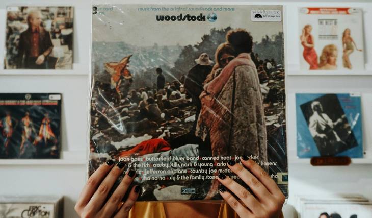 Vuelve la Noche de las Disquerías a Buenos Aires: el circuito nocturno para comprar vinilos y tu próximo disco con descuento y vivir una noche de música en vivo