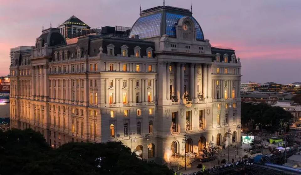 Christmas in Puerto Madero: Christmas carols, Christmas gastronomic market and the Misa Criolla in a great outdoor concert