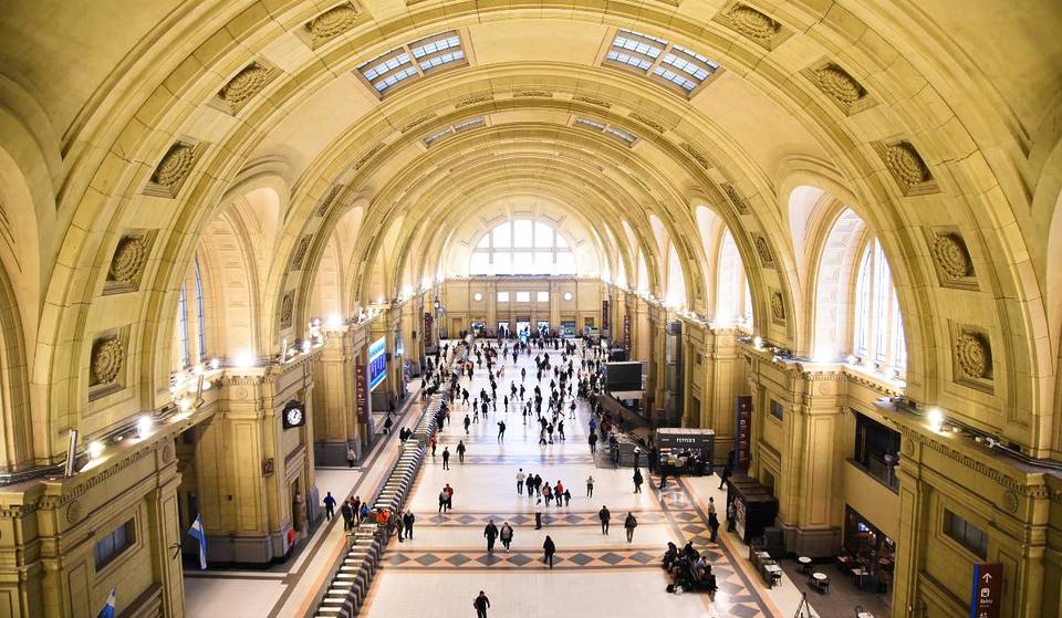 Las estaciones de tren más lindas de Buenos Aires abren sus túneles y salones ocultos: cómo anotarse a las visitas gratuitas de Noviembre