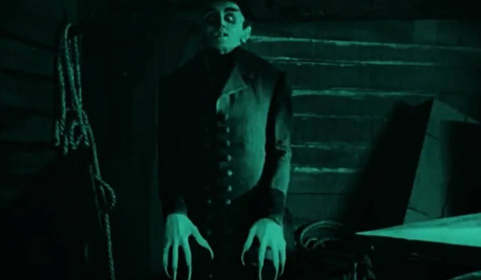 El clásico Nosferatu de Murnau con música en vivo de violonchelo y 3D en la Biblioteca Nacional