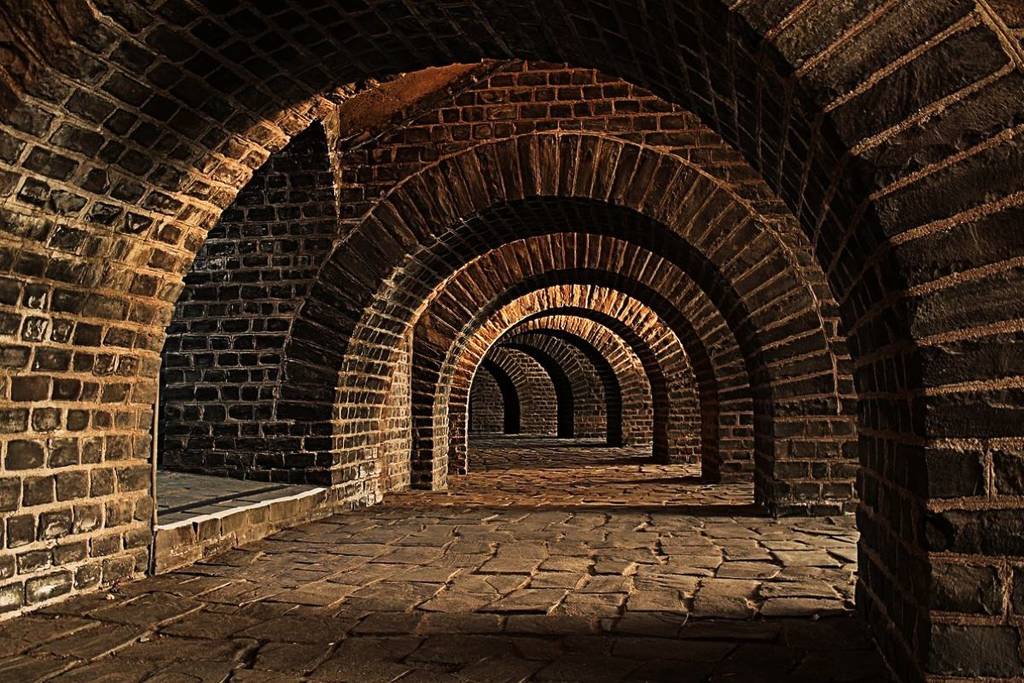 tunnels buenos aires tours