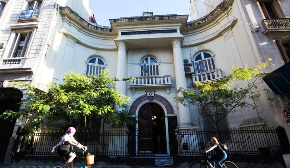 Así es el Palacio Cangallo, el palacio hecho templo de la masonería que recorrer en visitas guiadas