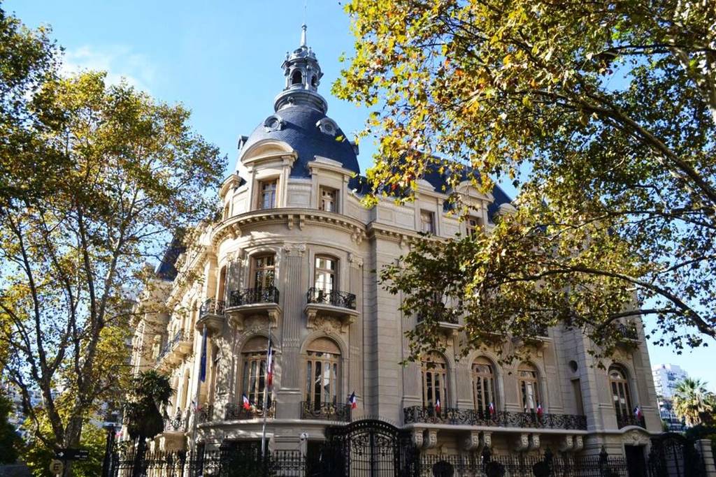 visitas guiadas gratis embajada francia palacio basualdo buenos aires