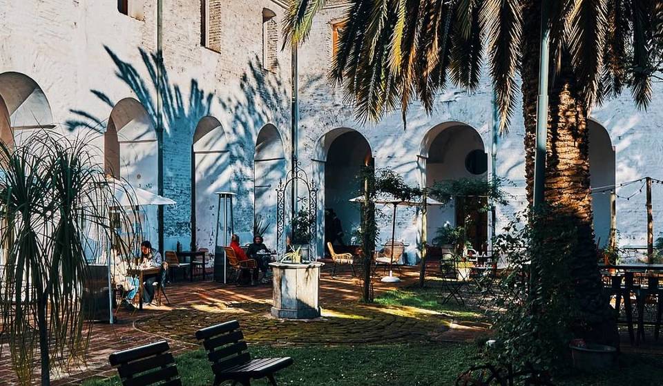 Este Monasterio de Buenos Aires alquila celdas como oficinas: trabajá entre jardines, espacios divinos y paz interior