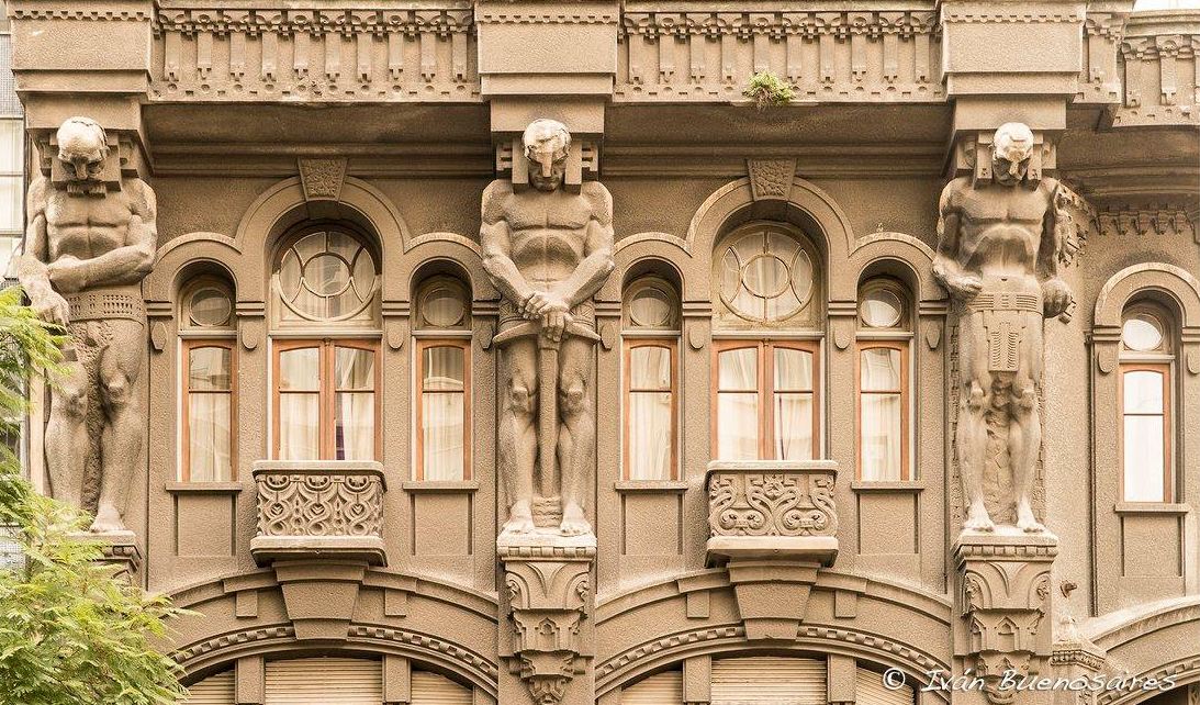 edificio 300 esculturas visitas guiadas