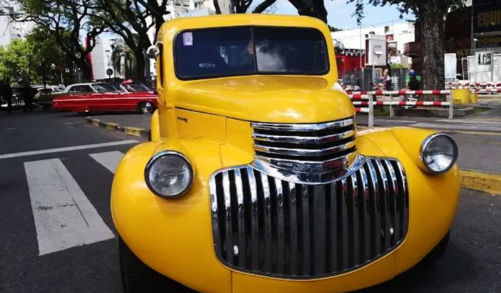 Expo Warnes, el Festival de Autos Clásicos y Tuning con entrada gratuita de Buenos Aires, celebra una nueva edición