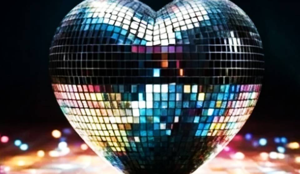 Así es Juntada VIP, la experiencia para solteros entre 30 y 55 años que combina cena y teatro que apuesta por lo presencial