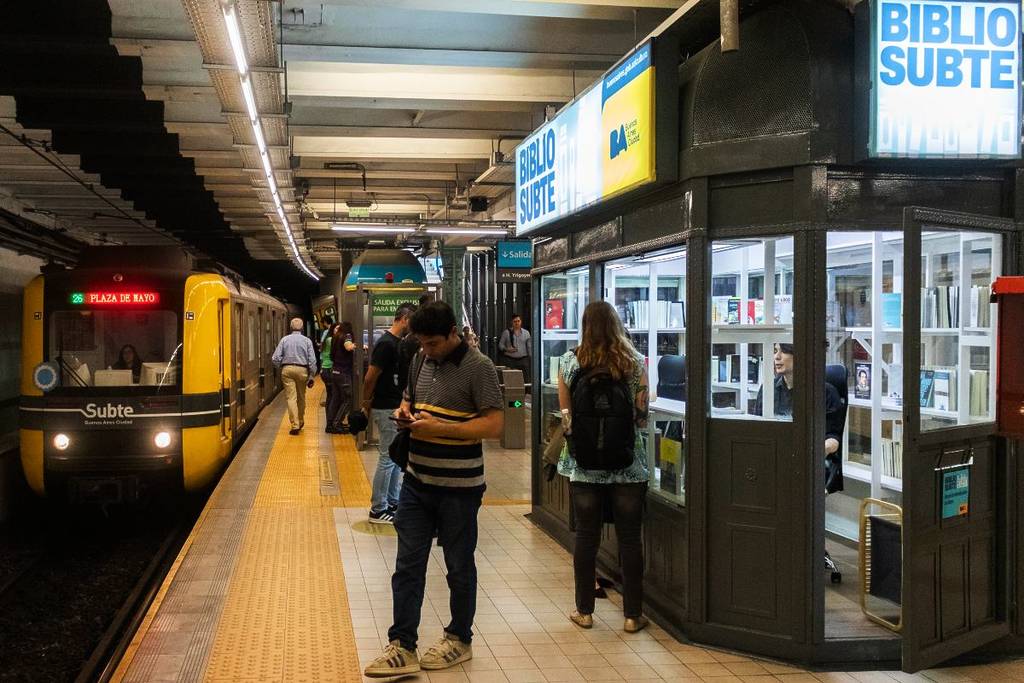 biblioteca subterranea buenos aires