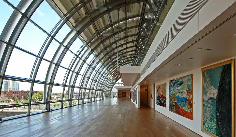 El museo más infravalorado de Argentina está en pleno Puerto Madero: esconde obras de Warhol y Dalí en sus más de 6.700 metros cuadrados