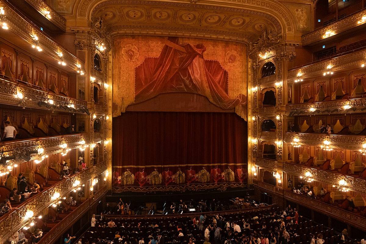 Stage and boxes at the Teatro Colón in Buenos Aires