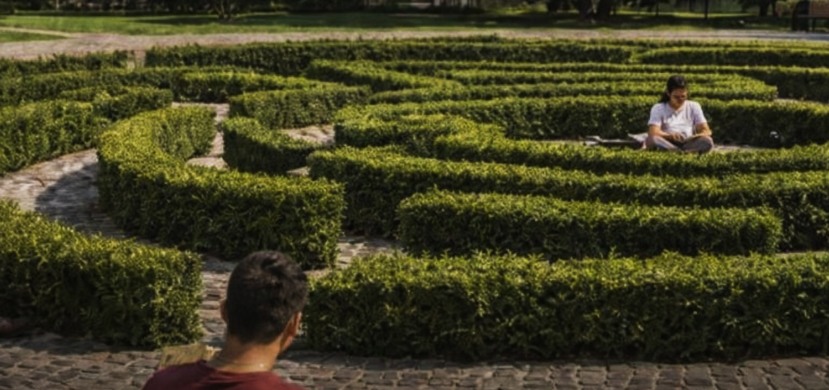 Lectura al aire libre en la Plaza Borges este 24 de febrero