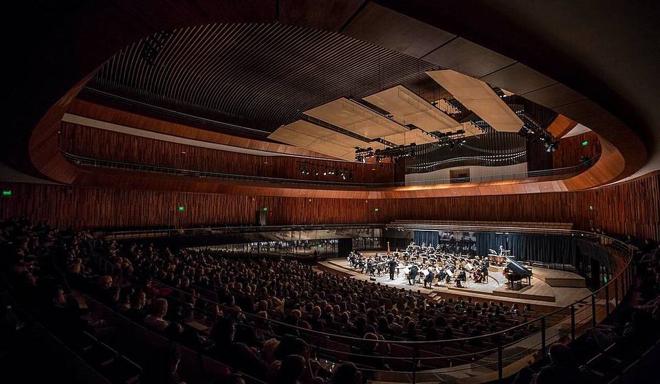 Mañana abre la reserva de entradas para ver a la Sinfónica Nacional GRATIS en el Palacio Libertad: del ‘Concierto Turco’ de Mozart al prodigio de la joven violinista Pilar Policano