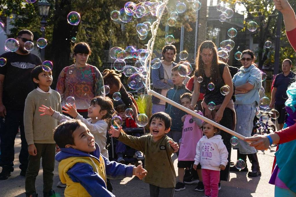 plazas pascua buenos aires