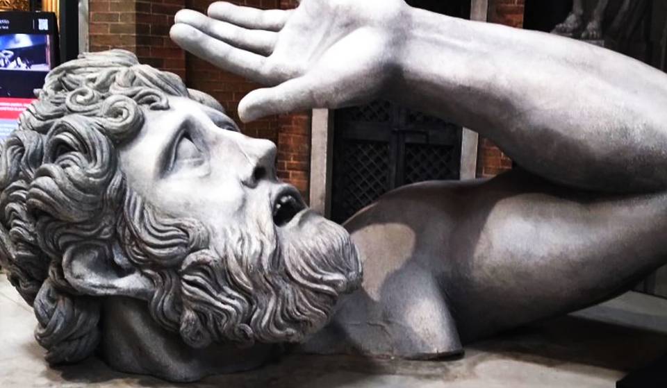 La Fábrica del Teatro Colón abre sus puertas con Entrada Gratis en un Recorrido entre Escenografías Monumentales a Escala Real