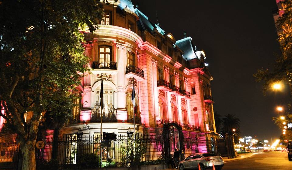This palace in Buenos Aires inspired Buckingham Palace in London, and you can visit it for free once a year