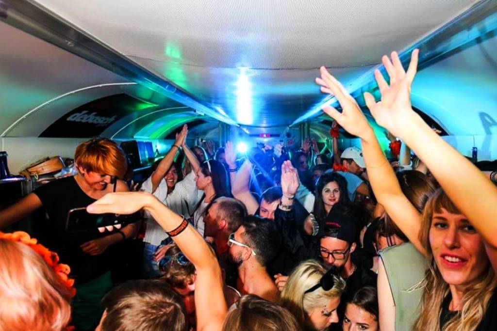 fiestas rave subte buenos aires