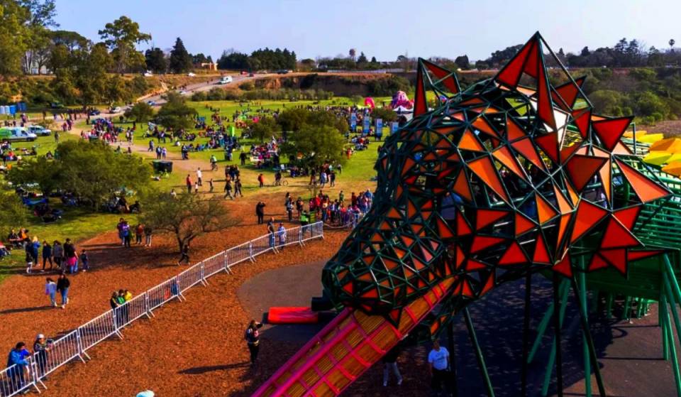 Un Mega Parque de Atracciones con Entrada GRATIS abre a menos de 2 horas de Buenos Aires: Tiene Inflables Gigantes, Parque Aéreo y abre todos los días hasta el 9 de Agosto