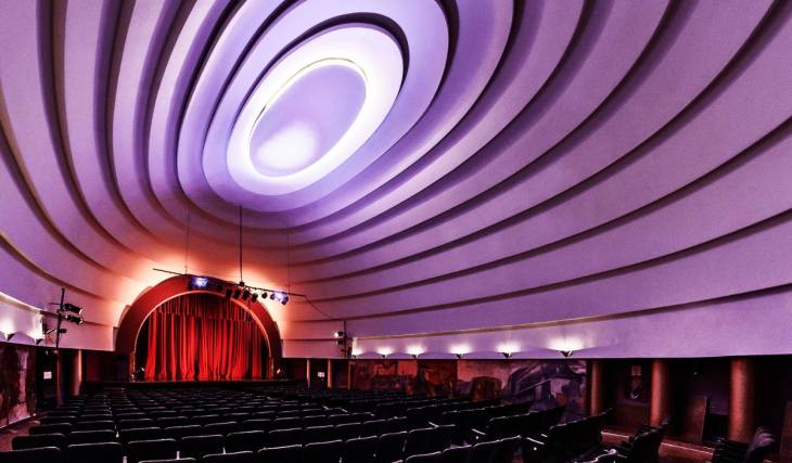 The 1930s Art Deco gem hidden just steps from the Buenos Aires Congress, featuring film screenings, live music, and a “play with 800 actors”