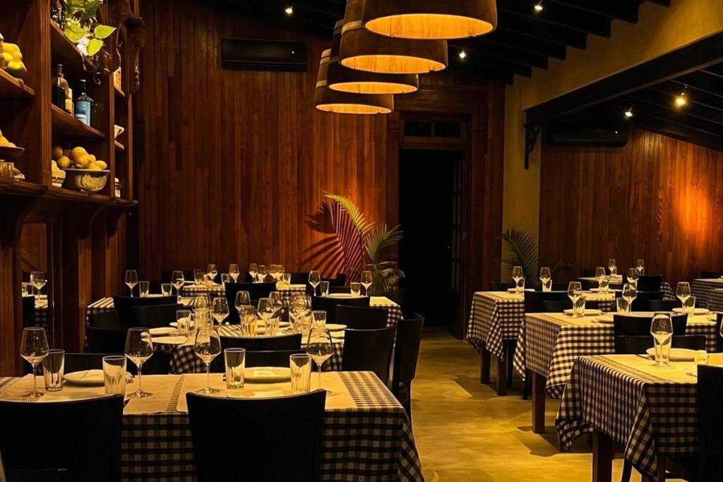 restaurante burdel san vicente buenos aires
