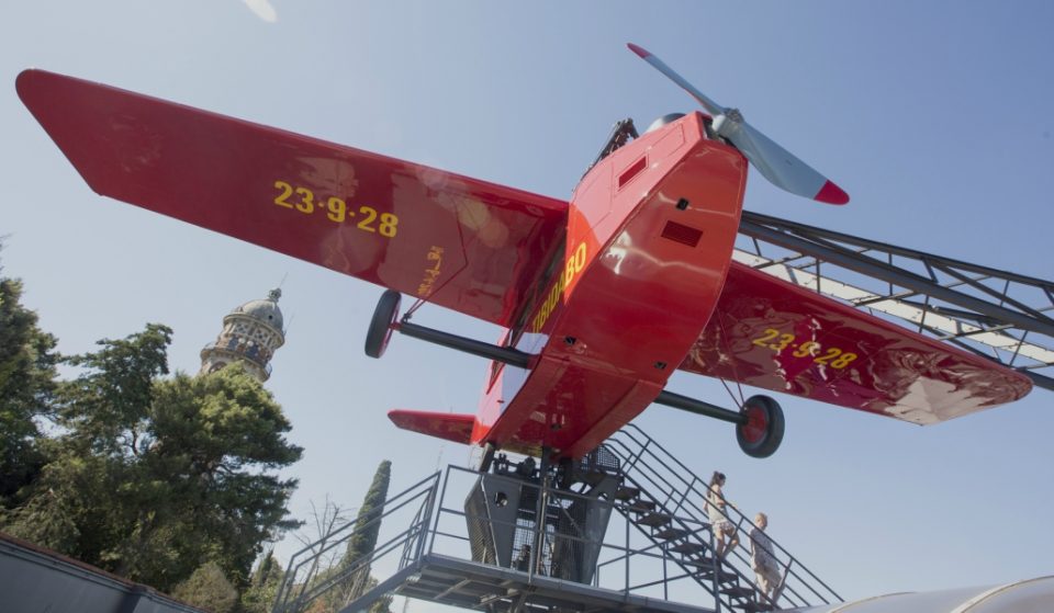El mítico avión del Tibidabo vuelve a surcar los cielos de Barcelona