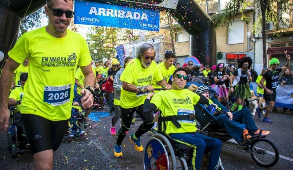 La Marcha por la Parálisis Cerebral llena las calles de Barcelona