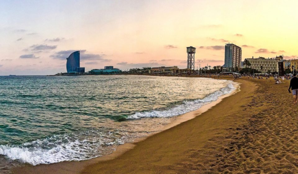Cómo pasar el verano en Barcelona de la A a la Z
