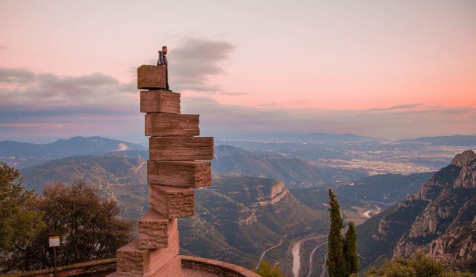 Las escaleras menos prácticas y más espectaculares de España están en Montserrat