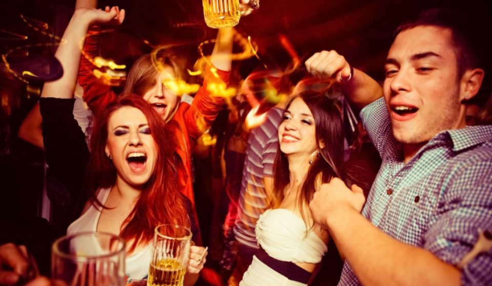 Sin Valentin, la fiesta que ningún soltero se puede (ni quiere) perder