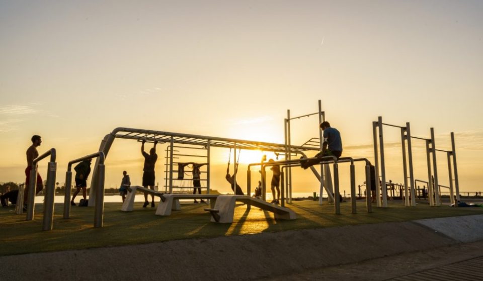Nike abre un gimnasio gratuito (al aire libre) en la Barceloneta