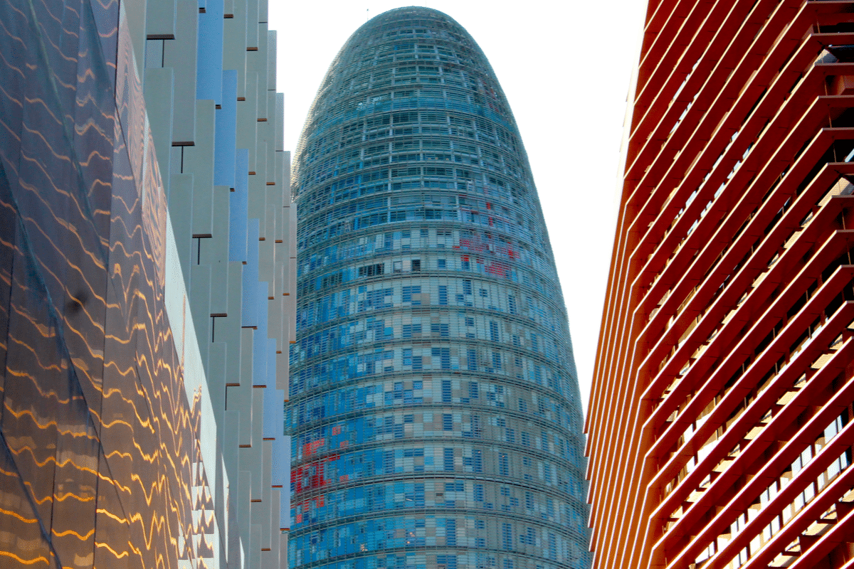 Los 8 edificios más altos de Barcelona (hasta que se acabe la Sagrada