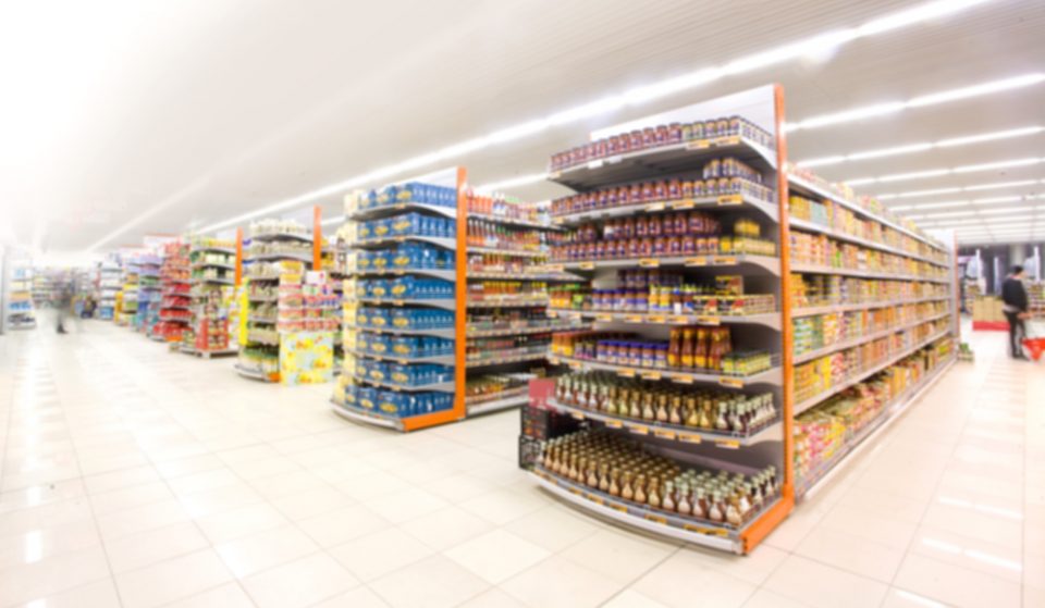 Pimec pide abrir los supermercados hasta las 15:00 h.