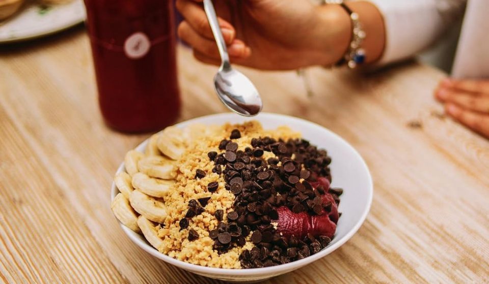 Açai: dónde probar el superalimento de moda en Barcelona