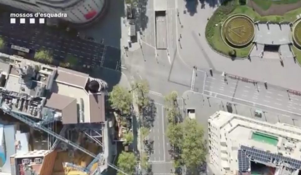 De película: así se ve la Barcelona desierta desde una cámara de los Mossos