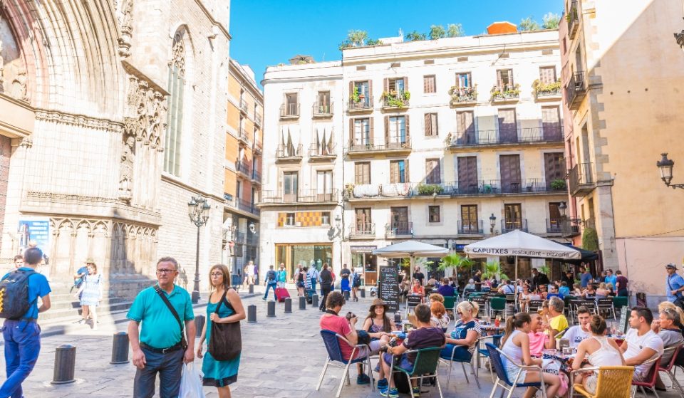 Los bares y restaurantes de Barcelona podrían abrir en 7 días