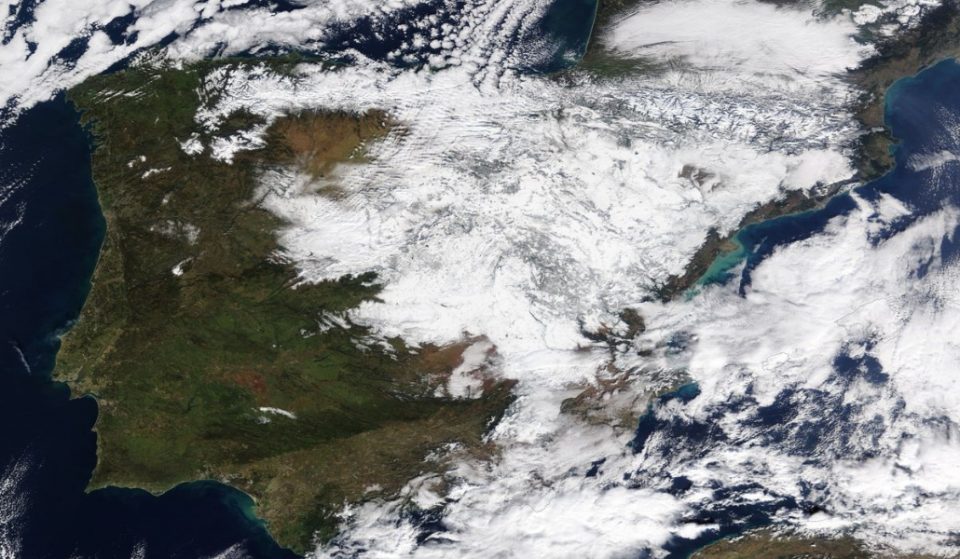 Así luce la península nevada desde un satélite de la NASA