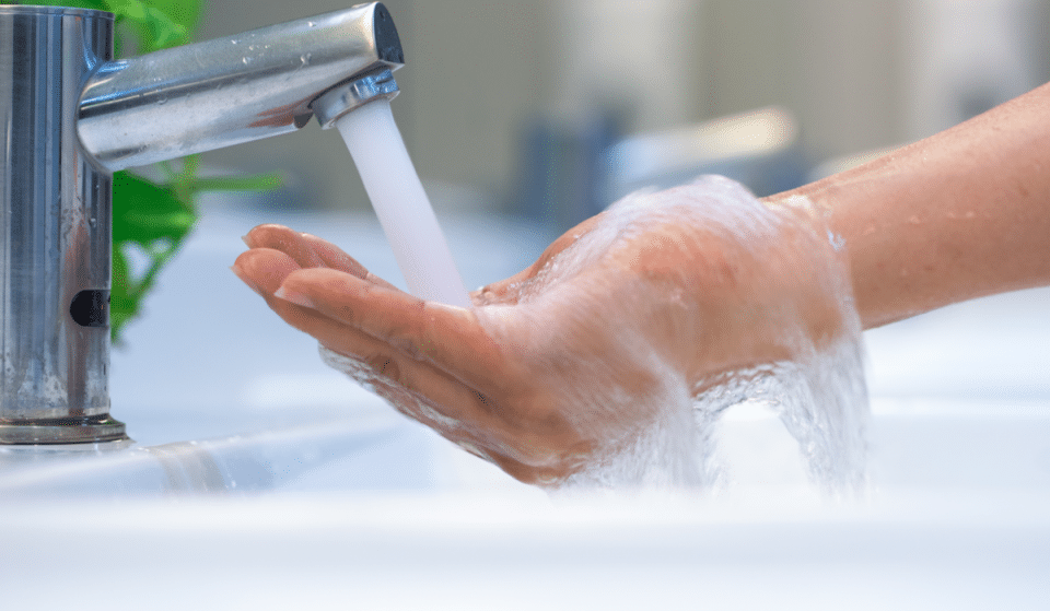 El agua de Barcelona es tres veces más tóxica que la media europea