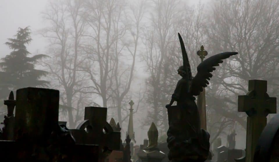 Cemetery Mystery, la misteriosa ruta que te lleva por un cementerio de Barcelona
