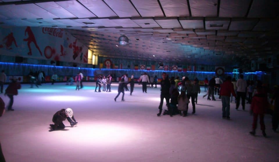 Cierra el mítico skating del Eixample tras 47 años de servicio