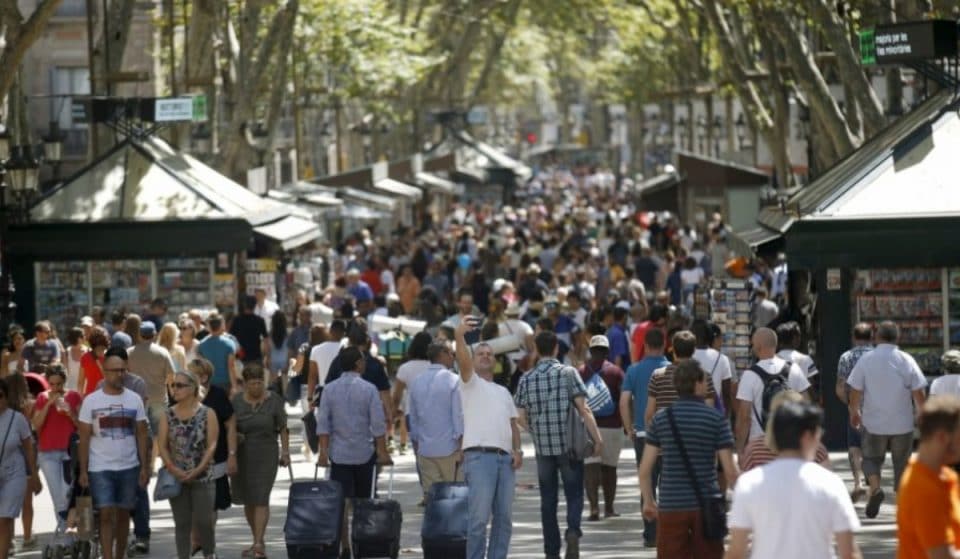 Auf Wiedersehen, liebe Nachbarn: Das ist das Viertel in Barcelona, das mit Wohnungen von 30 m² zu 200.000 Euro jetzt das am stärksten gentrifizierte in Spanien ist.