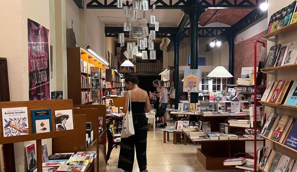 La primera librería feminista de Barcelona cierra sus puertas