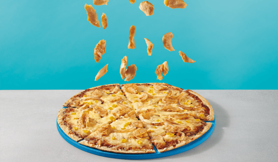 Heura y Domino’s Pizza regalarán más de 4.000 porciones de su nueva pizza Varbacoa