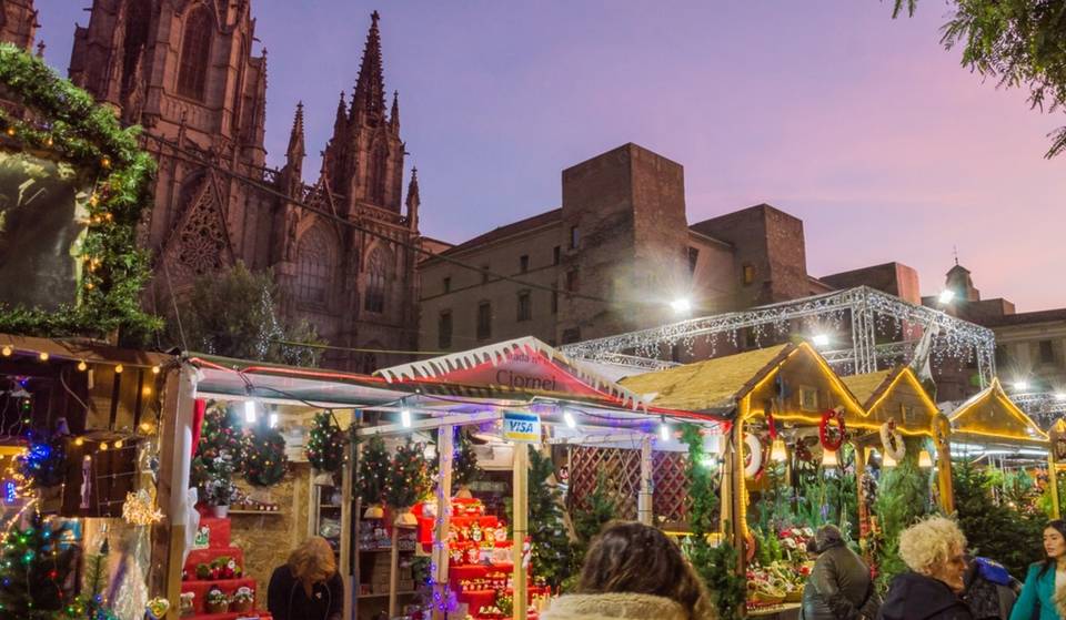 Le plus ancien marché de crèches du monde commence à Barcelone : la Fira de Santa Llúcia 2025 fête ses 239 ans d&rsquo;existence