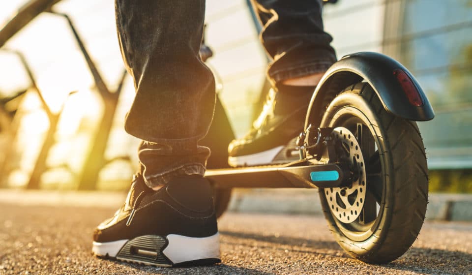 Adiós a los patinetes eléctricos en el transporte público de Barcelona
