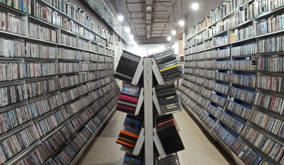 Autotracking: un festival de BCN recupera el VHS en el videoclub más antiguo del país
