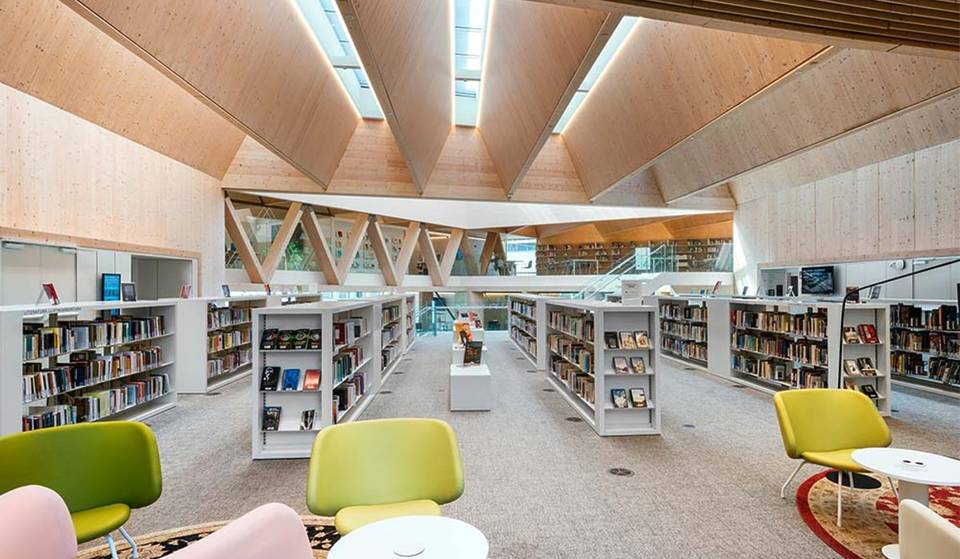 Una biblioteca de Barcelona gana el mayor premio de arquitectura emergente