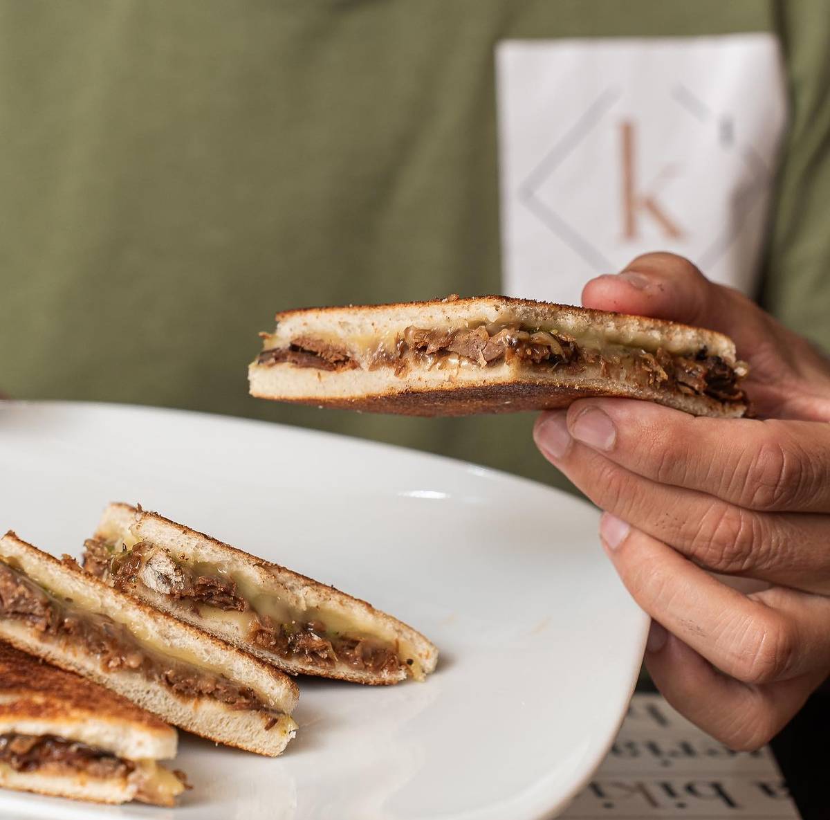 El bar de Barcelona que sólo prepara bikinis