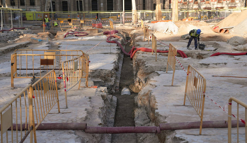 20 metros de la muralla medieval quedan al descubierto en La Rambla