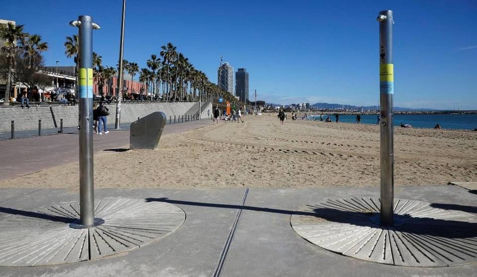 Arranca la temporada de playas: menos arena y sin duchas por la sequía