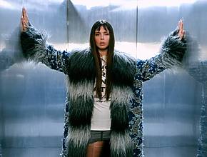 Nathy Peluso ofereix avui un concert gratuït a Barcelona, just al cor de la plaça de Catalunya